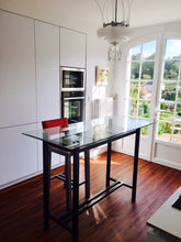 Load image into Gallery viewer, Crystal and steel bar: Manhattan.