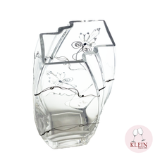 Load image into Gallery viewer, Vase collection eclat, modèle fleur, taillé à la main avec des poignards évoquant des fleurs vue de dessus