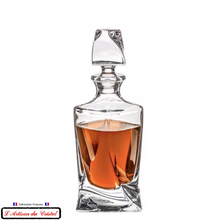 Charger l&#39;image dans la galerie, Service Tourbillon : Carafe à Whisky en Cristal Maison Klein 54120 Baccarat France

