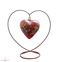 Charger l&#39;image dans la galerie, Coeur suspendu en cristal grand modèle. Support acier, coeur cristal rouge
