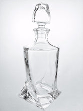 Charger l&#39;image dans la galerie, Service Tourbillon : Carafe à Whisky en Cristal Maison Klein 54120 Baccarat France
