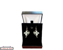 Charger l&#39;image dans la galerie, Coffret Luxe Boucles d&#39;Oreille Femme &quot;Bijoux Créateur&quot; Acier Inoxydable et Cristal Maison Klein : Trèfle
