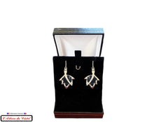Charger l&#39;image dans la galerie, Coffret Luxe Boucles d&#39;Oreille Femme &quot;Bijoux Créateur&quot; Acier Inoxydable et Cristal Maison Klein : Feuille d&#39;Érable
