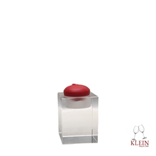 Charger l&#39;image dans la galerie, Bougeoir petit modèle carré en cristal avec bougie rouge