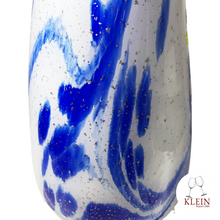Charger l&#39;image dans la galerie, Lampe Polychrome Géante en Cristal &quot;The Big Blue&quot; création de la Maison Klein Artisan du Cristal détails couleurs
