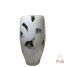 Load image into Gallery viewer, Nouveauté : Collection &quot;Le Rouge et Le Noir&quot; Vase Argent-Blanc
