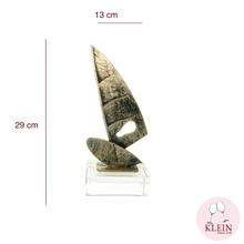 Load image into Gallery viewer, Sculpture &quot;Crystal and Metal Sailboat&quot; Maison Klein 54120 Baccarat France
