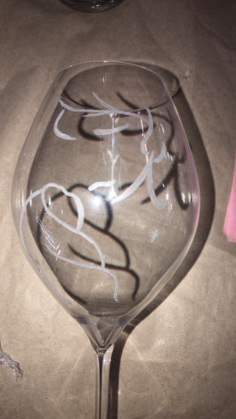 Choose your own fully custom engraving on the glass of your choice