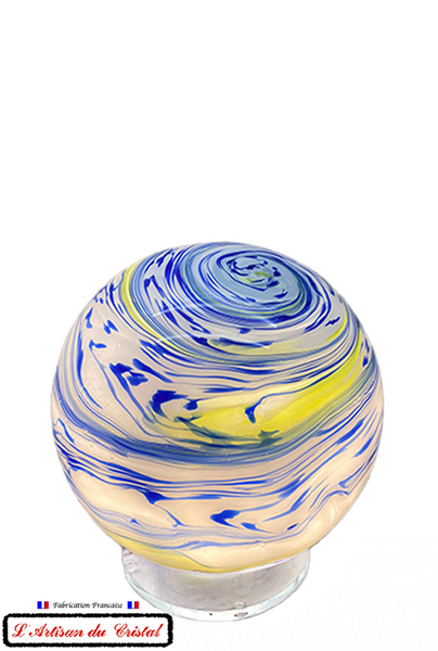 tourbillon, émaux mélangés au cristal en fusion donne un effet de tourbillon à cet objet de décoration 