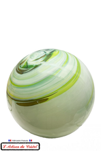 Load image into Gallery viewer, Couleurs bas lampe uranus, vert clair 
