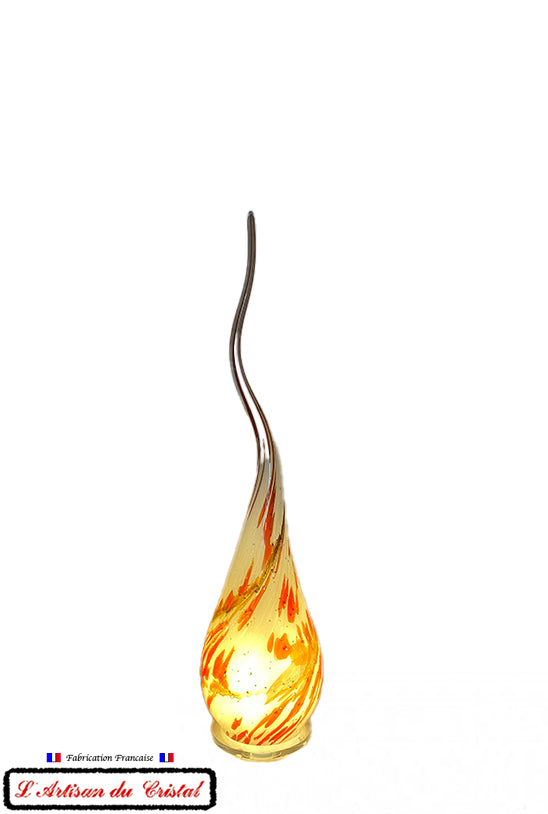 lampe d'ambiance en cristal modèle fireball allumée