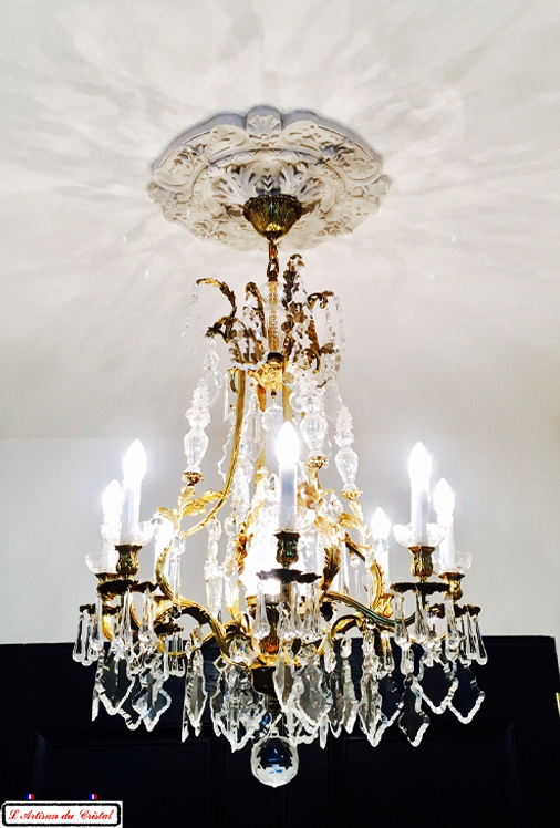 Lustre en Bronze et Cristal Collection Spéciale Negresco : 9 lumières Maison Klein 54120 Baccarat France