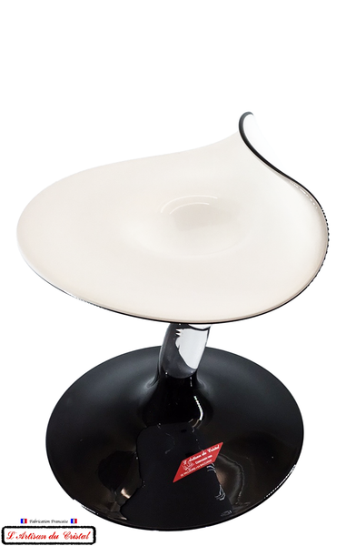 Coupe Monsieur Chapeau en Cristal Noir et Blanc Klein 54120 Baccarat France