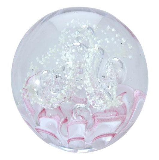 Sulfure en cristal moyen modèle. Base rose pale entourée de bulles rappelant la douceur des bonbons. Photo vue de près.