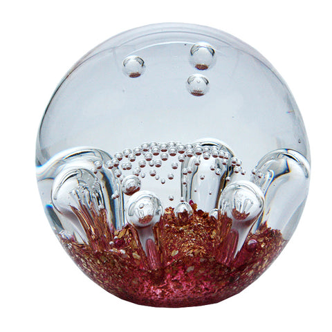 Sulfure en cristal. Un mélange de rosé et de doré pour donner un caractère unique à cet objet de décoration