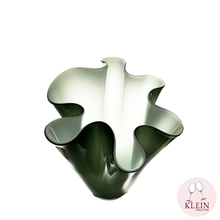 Load image into Gallery viewer, Vase moderne Grey Twist Moderne Vue du dessus