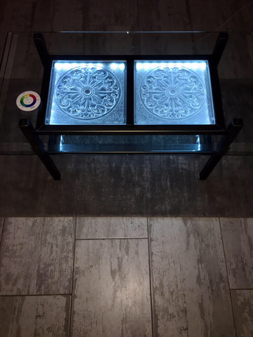 Table basse: Manhattan.